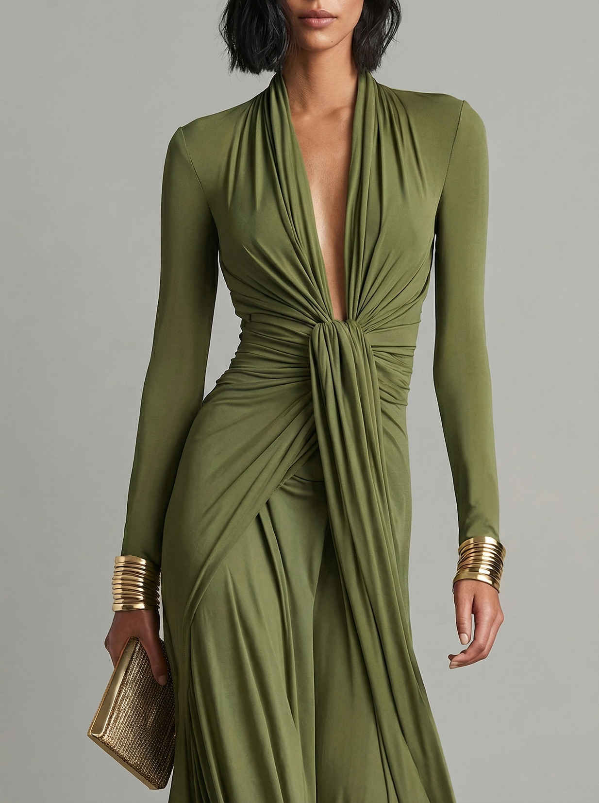 The Valenza| Vestido Largo Verde con Escote en V y Nudo Drapeado